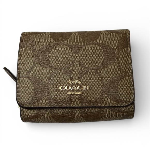 Coach Handbags - Coach Small Trifold Wallet In Blocked Signature Canvas